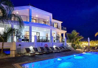 Chateau Moderne 