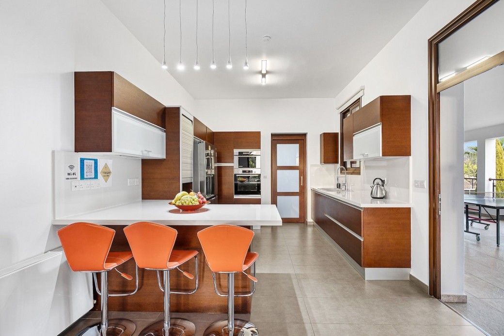 Kitchen equipped with all necessary amenities