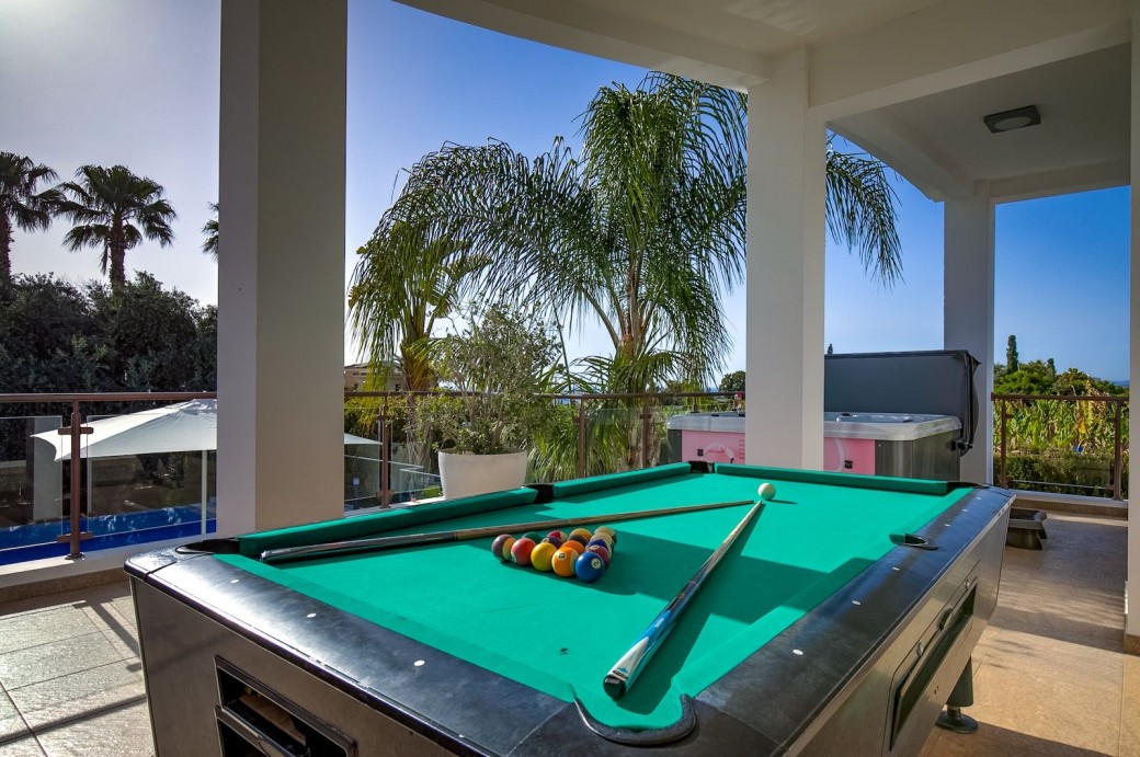 Hours of fun with the villa's pool table