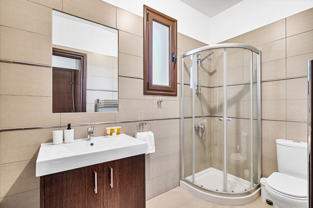 En-suite shower room