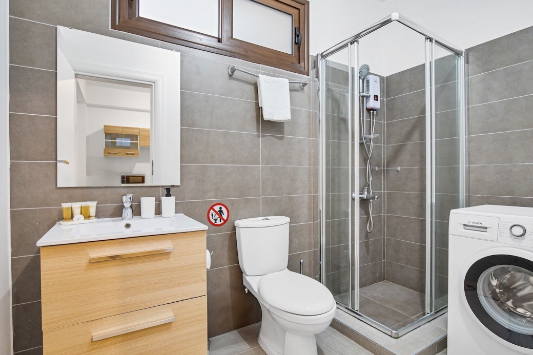 Shower room on lower ground floor