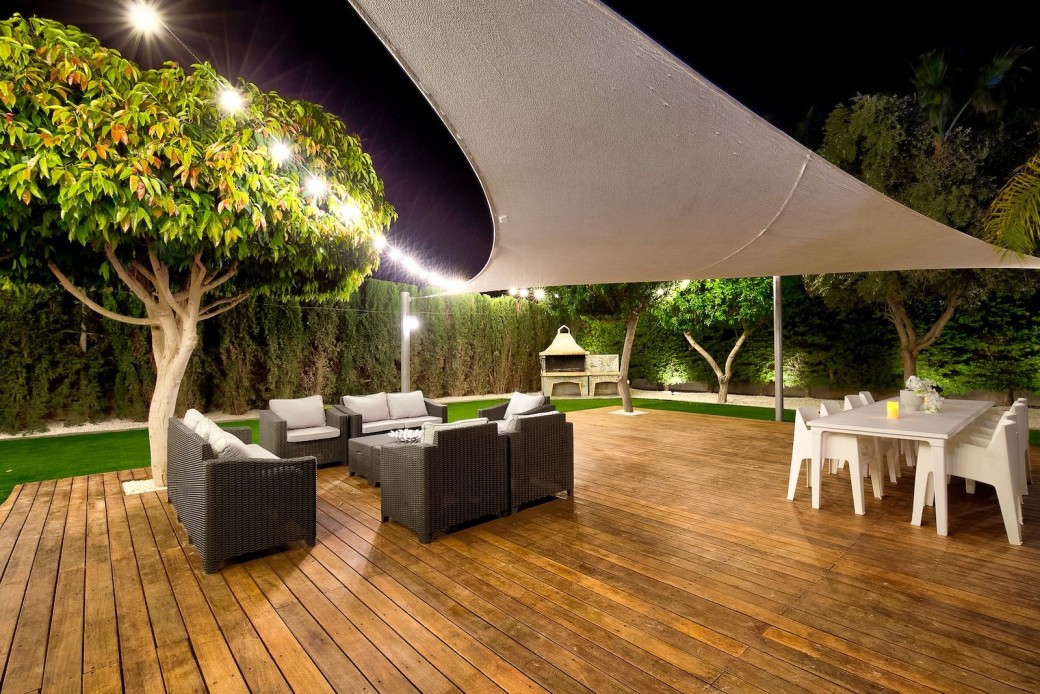Furnished decked area