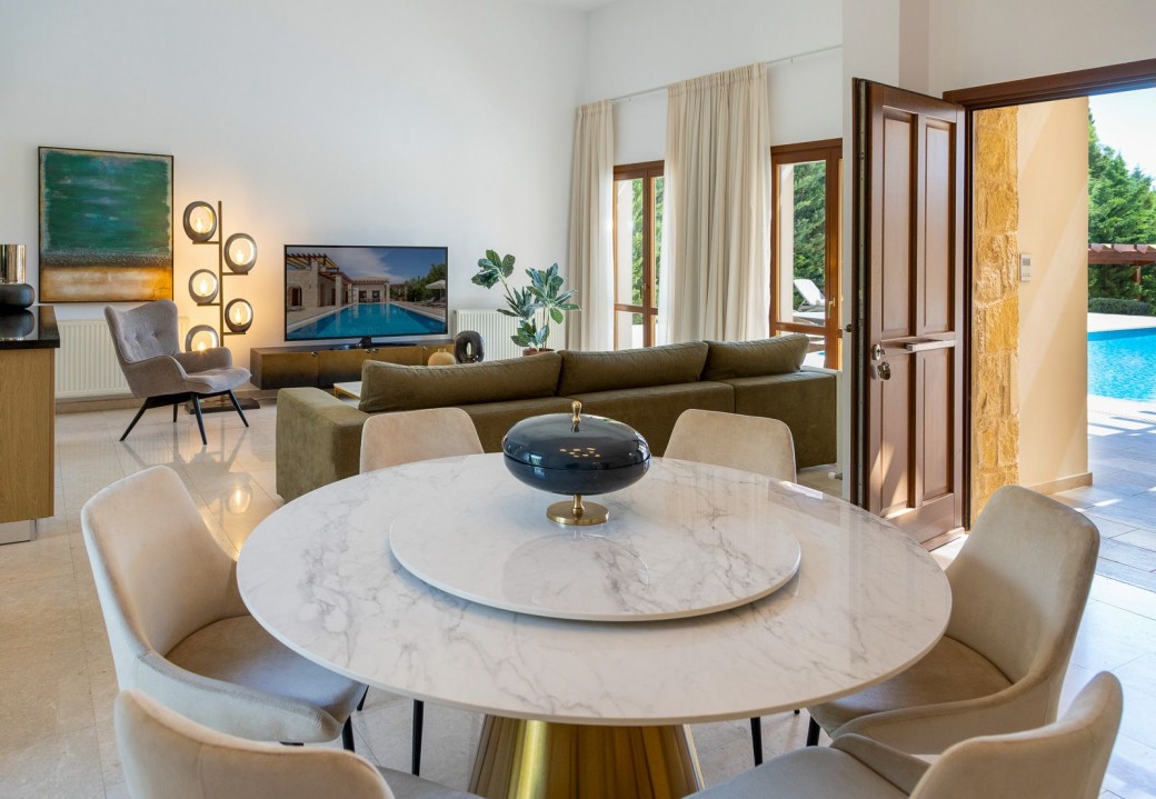 Open plan living, dining and kitchen areas