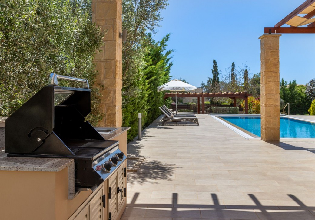Enjoy al-fresco dining with the villa's barbecue