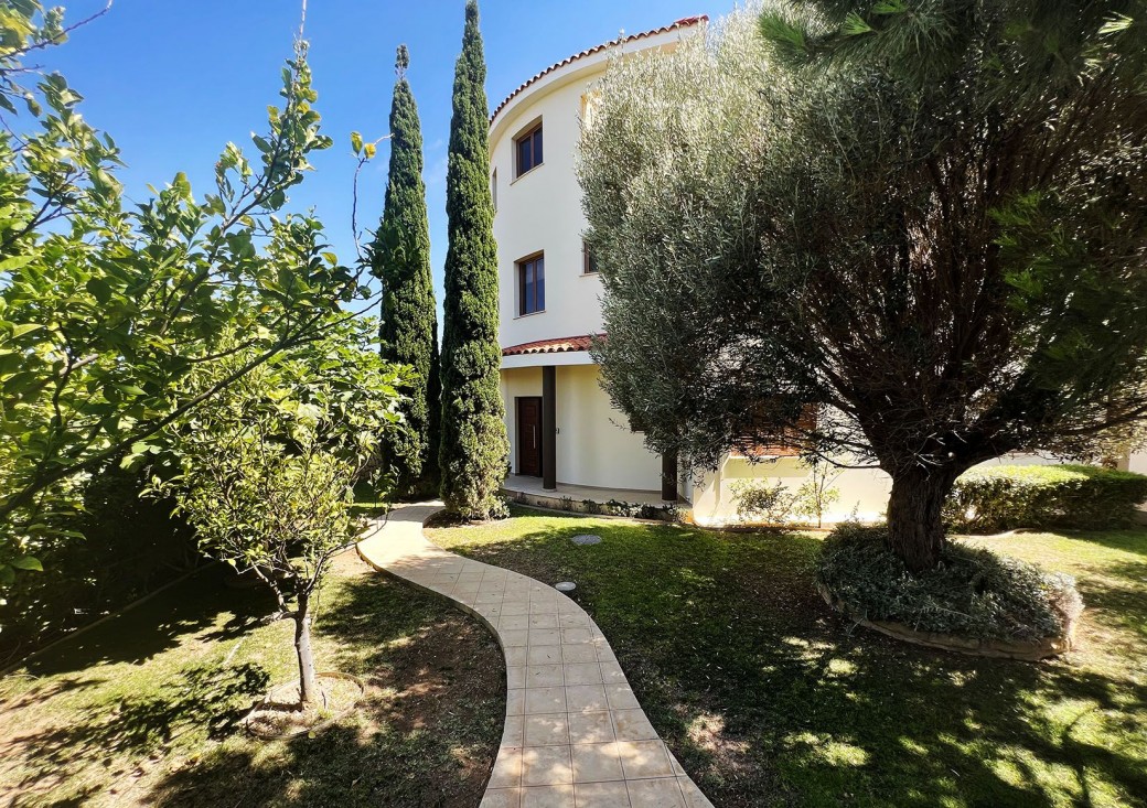 Villa entrance