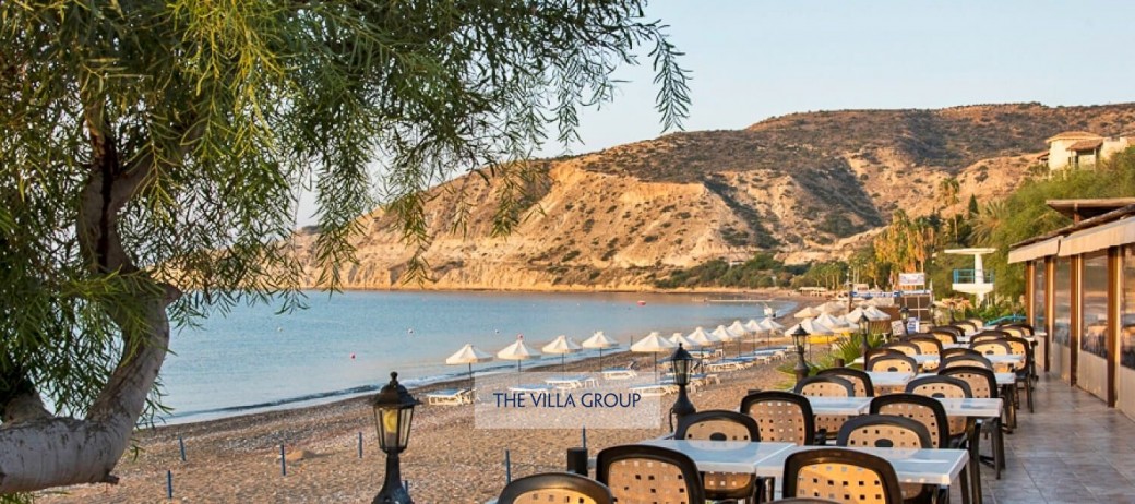 Plenty of restaurants, bars and cafes at Pissouri Bay